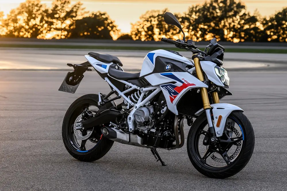 Naked que não precisa de embreagem? A BMW pensou em tudo e lançou a F450R