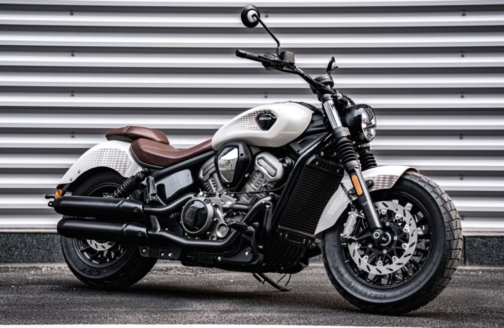 A Benda confirmou sua participação no EICMA 2026 (3 a 8 de novembro, em Milão) com duas motocicletas que prometem sacudir o segmento cruiser mundial