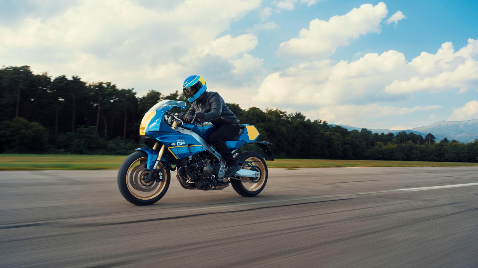 O motor CP3 em uma roupa de gala: Os segredos da Yamaha XSR900 GP que você não viu