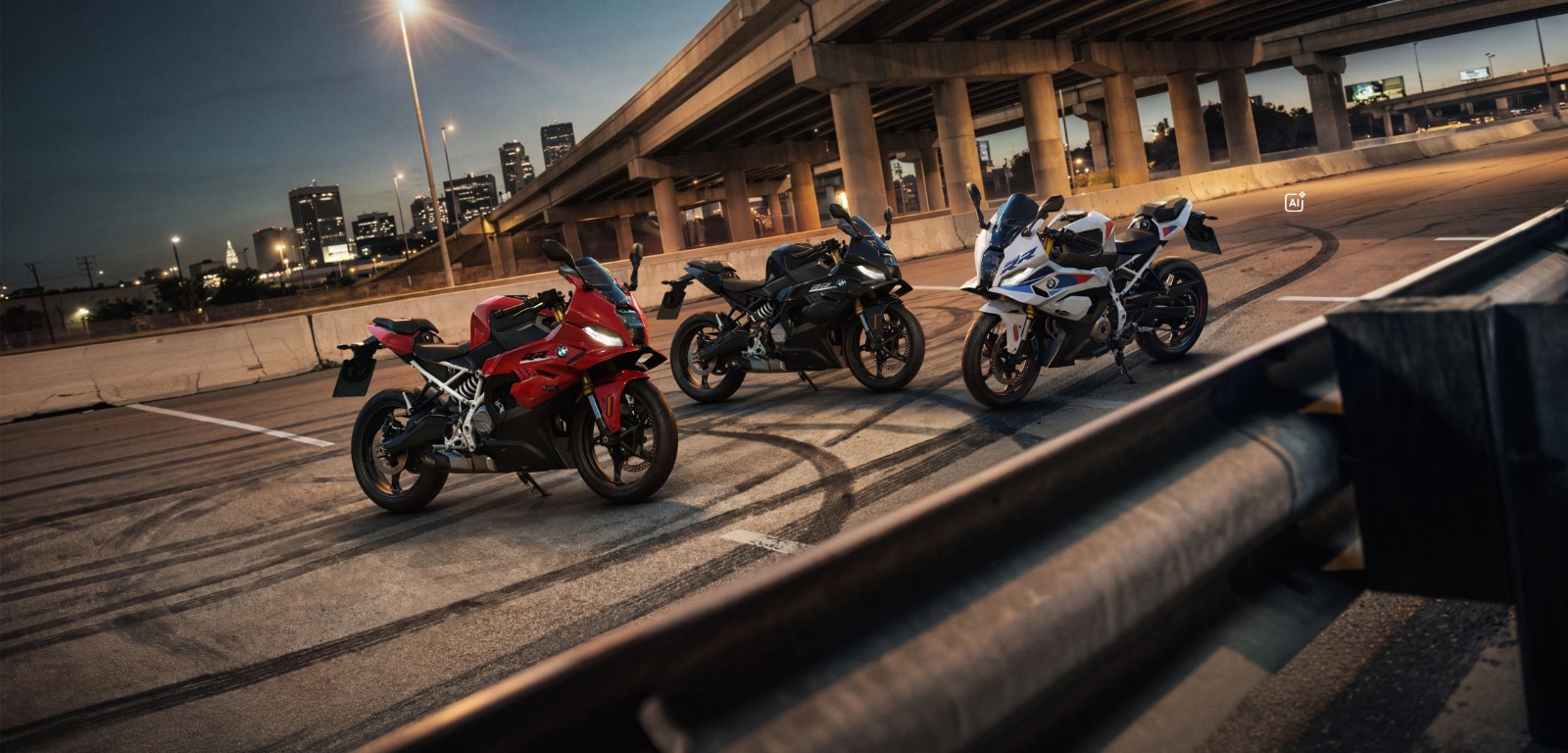 BMW revela preço da 450 RR e alimenta expectativa no Brasil