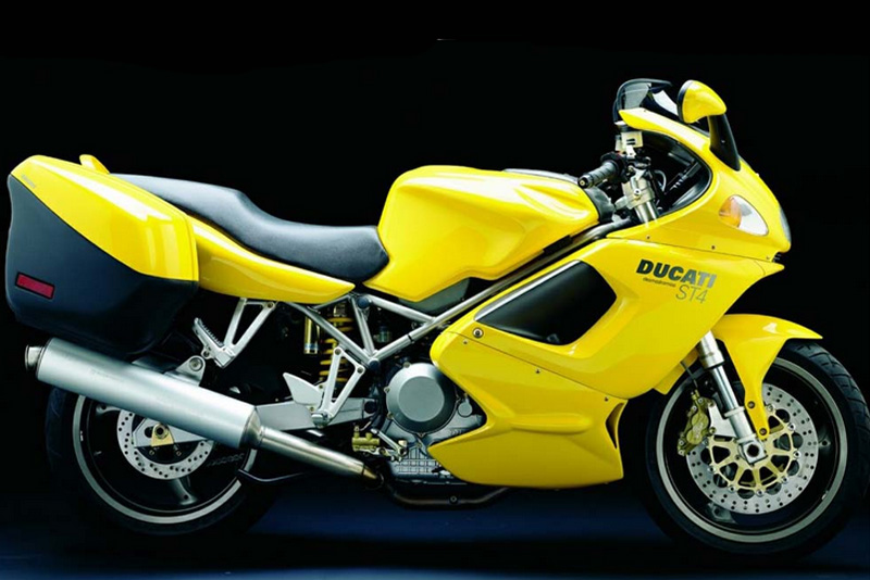 foto moto ducati/super-touring-st-4-900